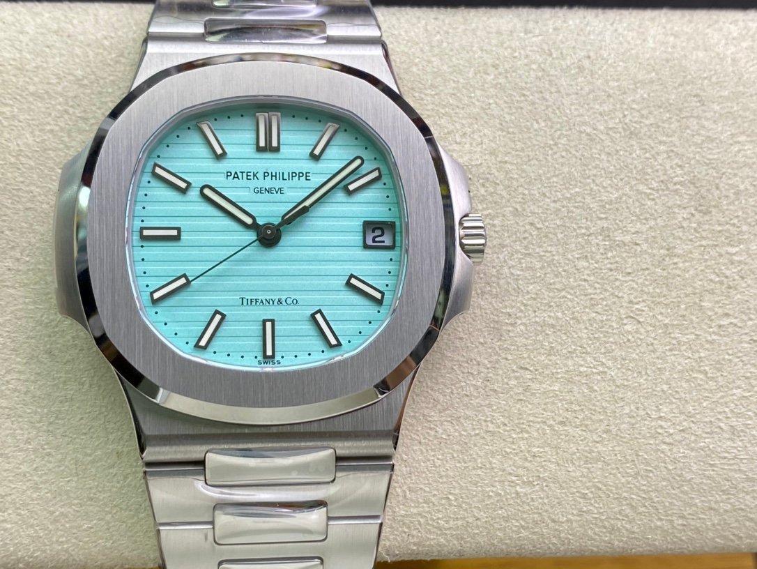 4d39d6_cab538f5be2d4a45802a728ab268d311mv2.jpg 1:1 super clone-Patek Philippe Nautilus 5711/1A Tiffany(Tiffany 5711) - Image 1