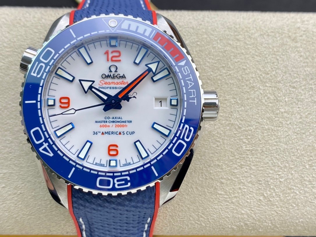 4d39d6_e9848693180f472582b6a799692f9fccmv2.jpg Omega Seamaster Diver 300M America's Cup Edition - Image 1