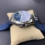 1:1 Super Clone Vacheron Constantin Overseas Series Multifunctional Blue Dial - Image 6